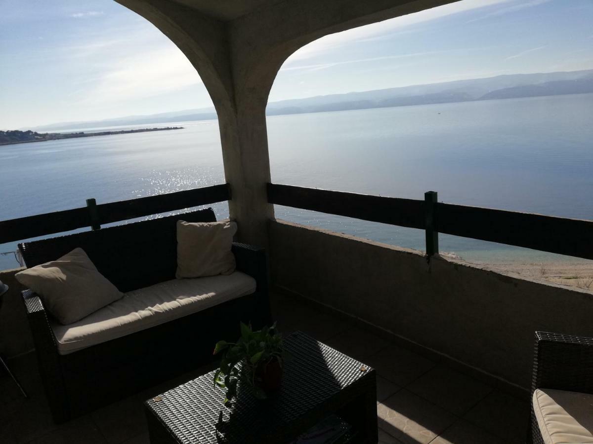 Apartment Bluebay Dugi Rat Exterior photo